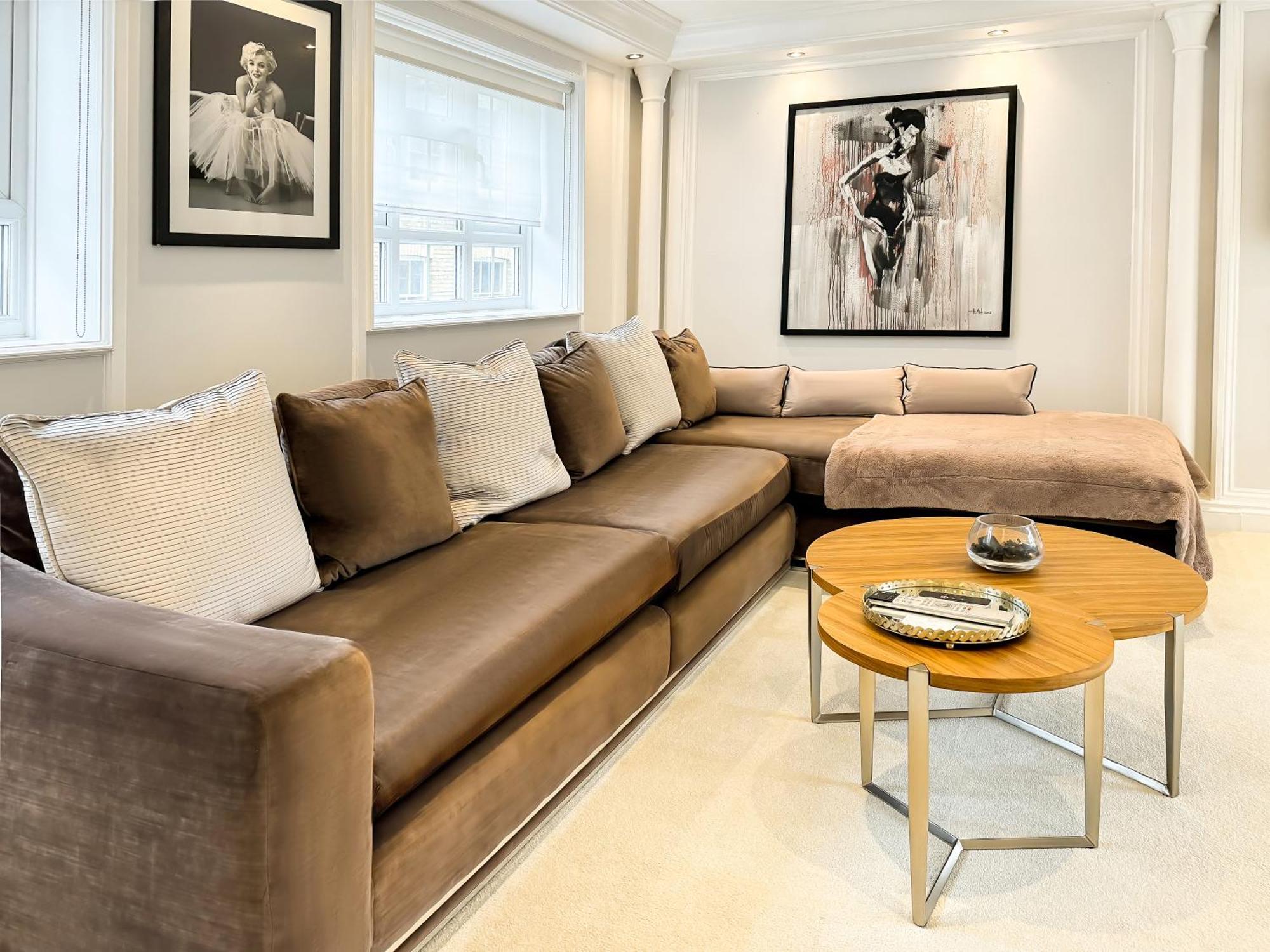 Opulent Mayfair 2 Bedroom House With Rooftop By Hyde Park Londra